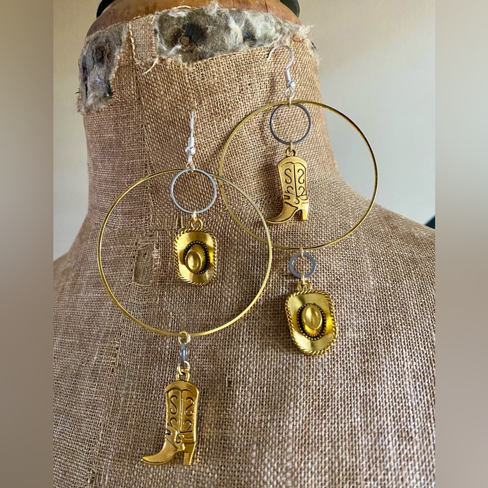 Oversized Metal Western earrings